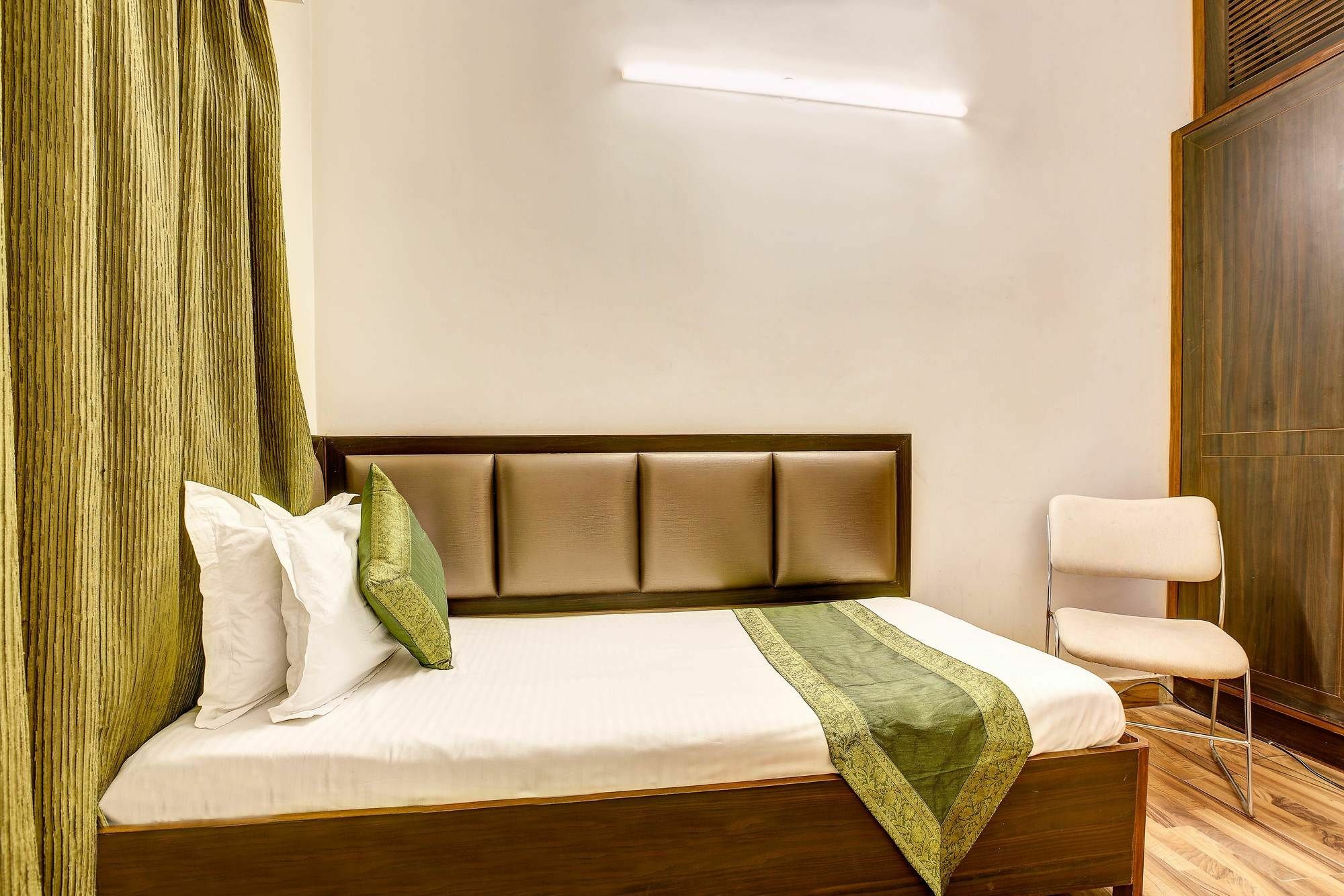 Treebo C T International Hotel Delhi  Bagian luar foto